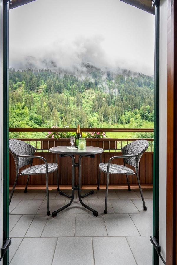 Gaestehaus Fitsch - Ferienwohnung In Silbertal Exterior foto